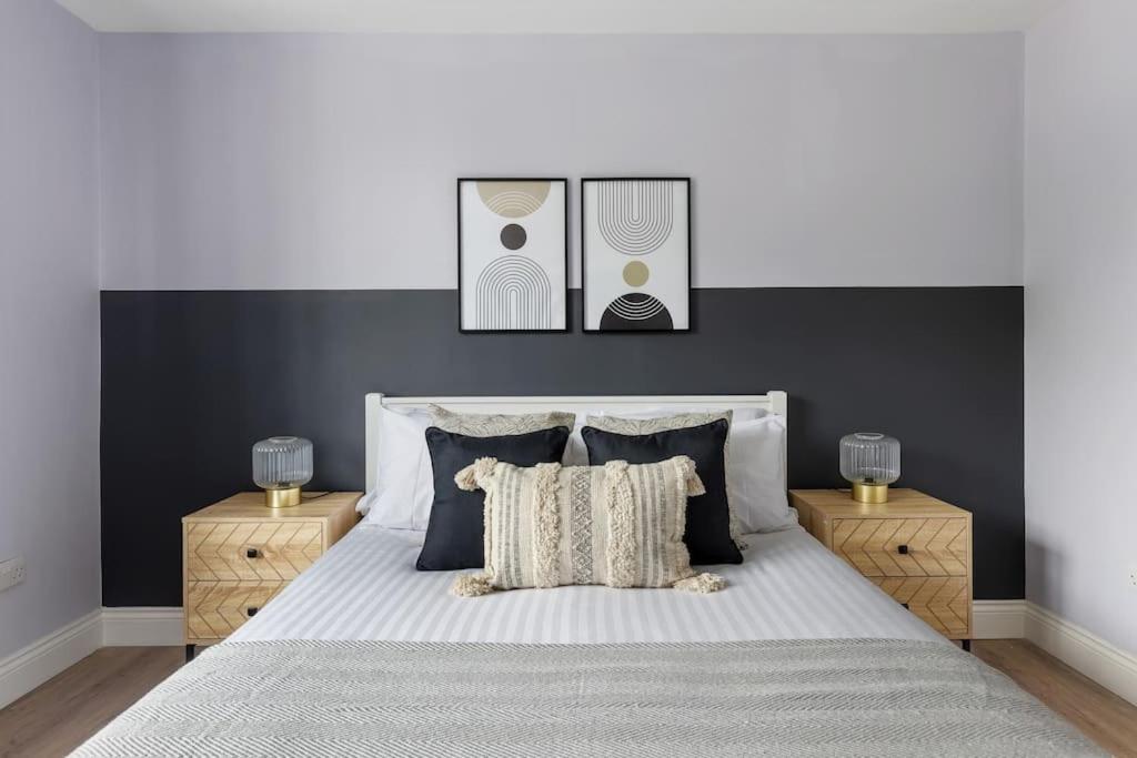 Stylish & Spacious 3 Bed Apartment With Fast Wifi, Close To Tube & Wembly Londýn Exteriér fotografie